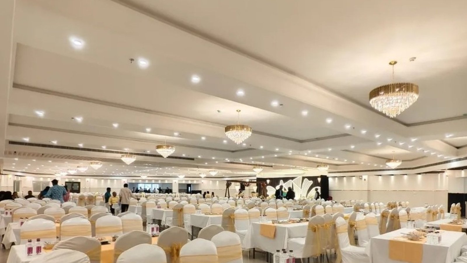 Banquet hall prepared for large corporate conference and gala catering in West Bengal